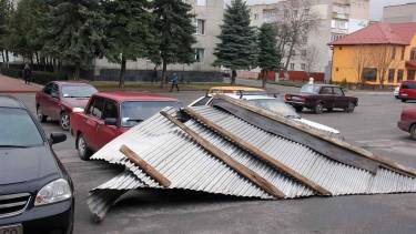 Ураганний вітер на Вінниччині завдав чималої шкоди