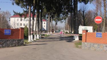 Калинівську районну лікарню реконструюють в авральному темпі