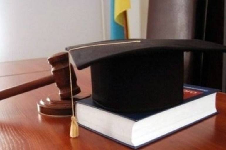 За наказом Порошенка донецький суддя працюватиме на Вінниччині