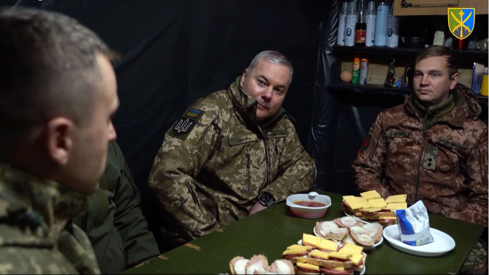 Командувач посмакував улюбленою стравою захисників неба (ВІДЕО)