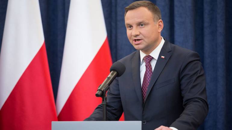 Президент Польщі заявив, що підпише &laquo;антибандерівський&raquo; закон