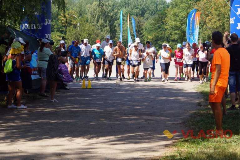 48 годин за температури +40: У Вінниці побігли ультрамарафонці