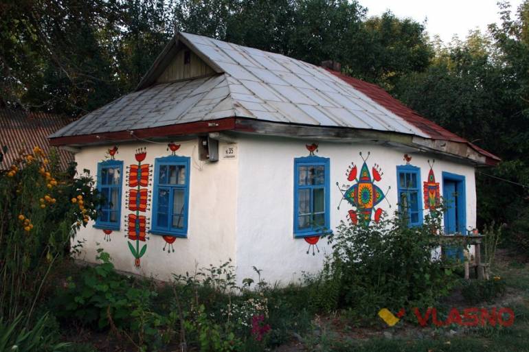 розмальовані хатки на Вінниччині фото