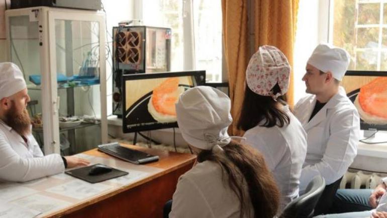 Побороти коронавірус у Вінниці згодилися 42 студенти і 551 викладач ВНМУ ім. Пирогова