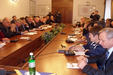 Сесію Вінницької обласної ради перенесли на 17 грудня