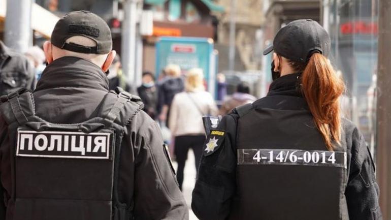 Біля вінницьких храмів патрулюватимуть 1200 поліцейських