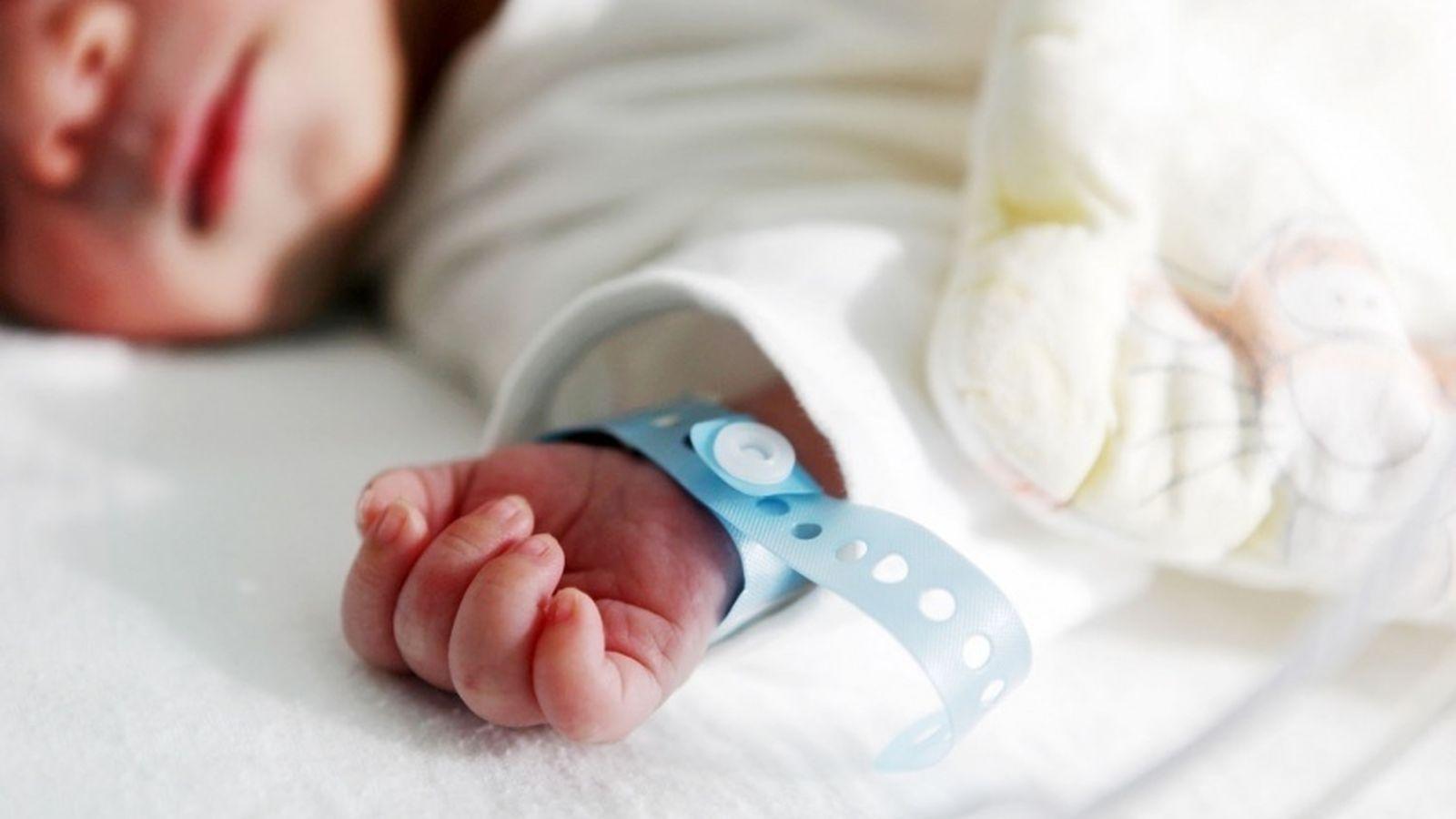 Сьогодні з Калинівського пологового відділення виписали породіллю, у якої був COVID-19