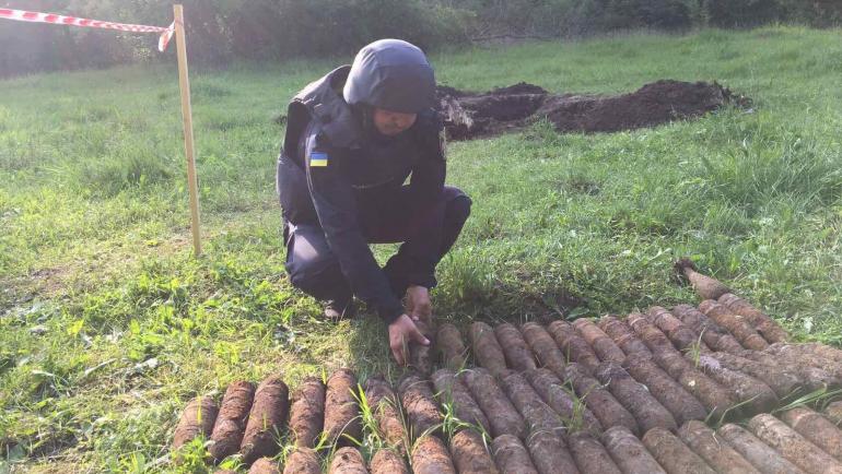 У селі в Погребищенському районі знайшли понад 600 снарядів часів Другої світової війни