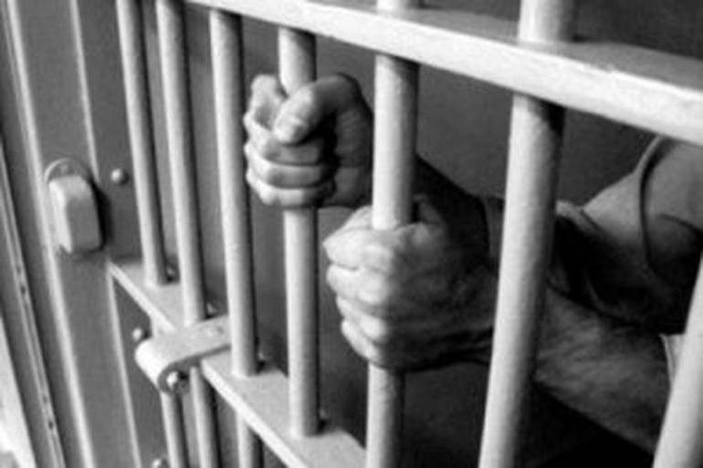 Шахраїв, які разом з депутатом видурили у вінничан майже півмільйона гривень амністували