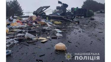 Масштабна автокатастрофа в ОТГ на Вінниччині: три розбитих автівки, троє травмованих, один загиблий