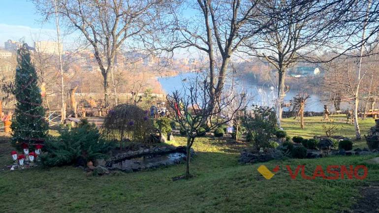 Вінницька міськрада може забрати у містян зразковий двір (ФОТО)