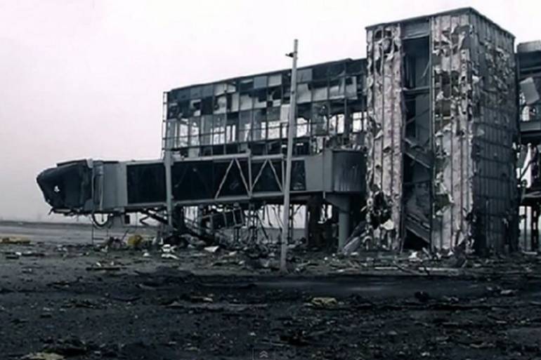 Під завалами Донецького аеропорту знайшли живого &ldquo;кіборга&rdquo;