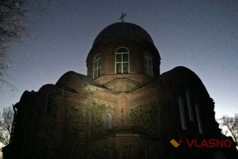 У 300-річній церкві хрестили немовлят з усієї Вінниччини
