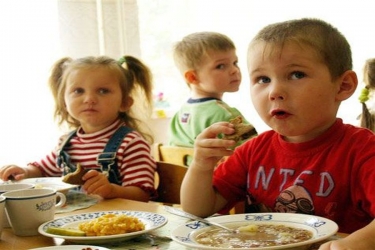 Дітей загиблих в АТО вояків з Вінниці безкоштовно годуватимуть у школах та садочках