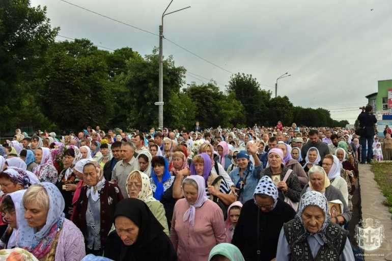 паломництво до "калинівського дива" фото