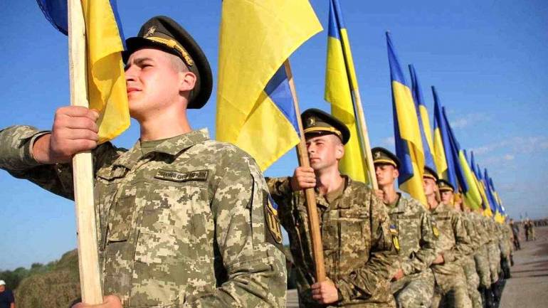 В Україні з 1 січня буде збільшено грошове забезпечення військових