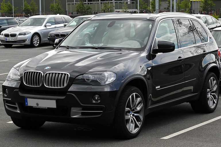 автомобіль BMW-X5 фото