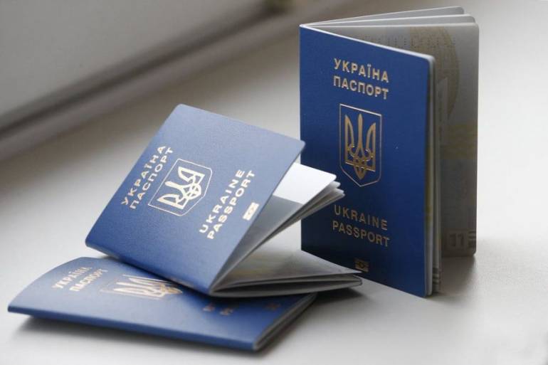 Рейтинг паспортів: Україна посіла перше місце серед країн колишнього СРСР