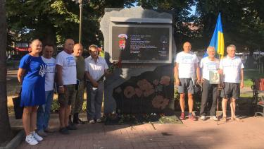 Від Ужгорода до Маріуполя: у Вінниці ветерани війни велопробігом вшанували загиблих побратимів