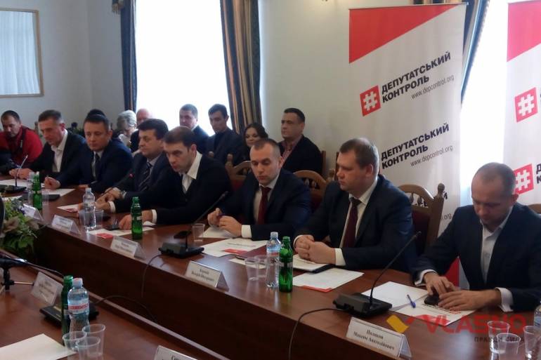 Юрій Македон на презинтації депутатського обєднання Депутатський контроль фото