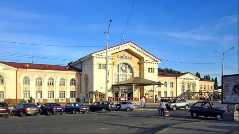Вінничанин пропонує облаштувати підземний паркінг на площі Привокзальній