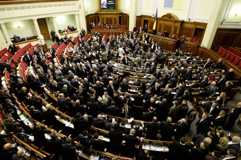 699 законів було прийнято за 3 роки діяльності Верховної Ради України