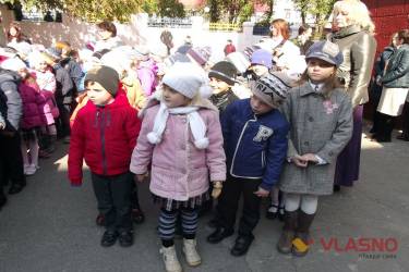 У вінницькій школі учні вирощували тутового шовкопряда для фабрик 