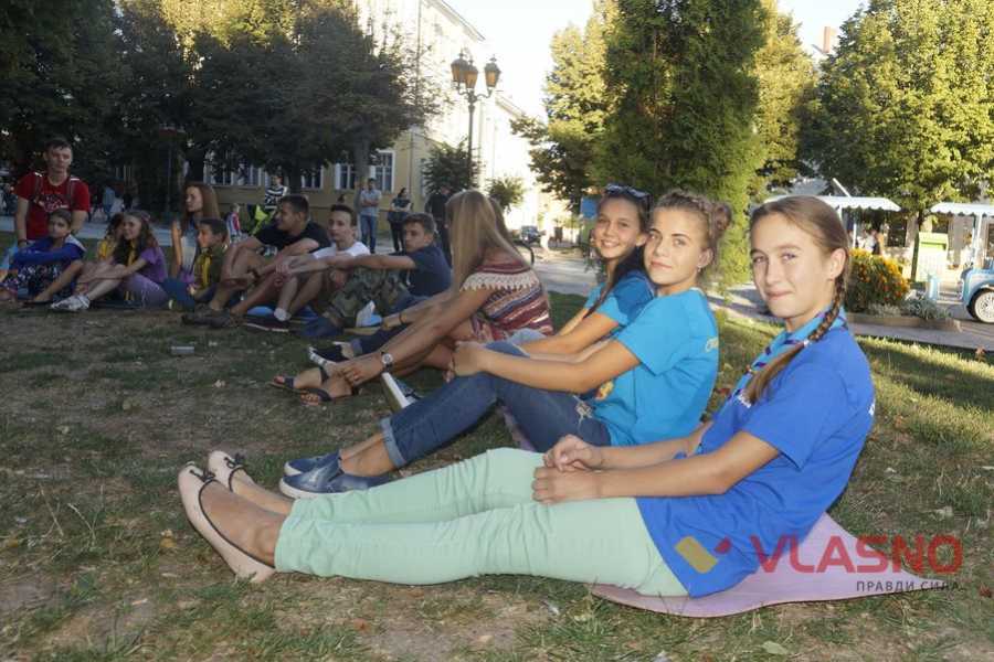 Пластуни Вінниччини влаштували проводи літа на Європейській площі