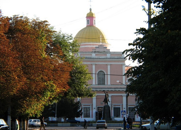 Папський собор у Тульчині фото