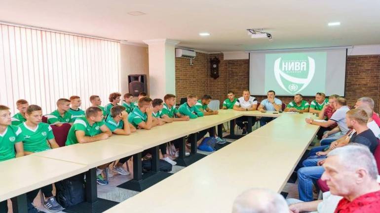 &laquo;Загальні збори&raquo;: вінницька &laquo;Нива&raquo; запрошує вболівальників та членів клубу