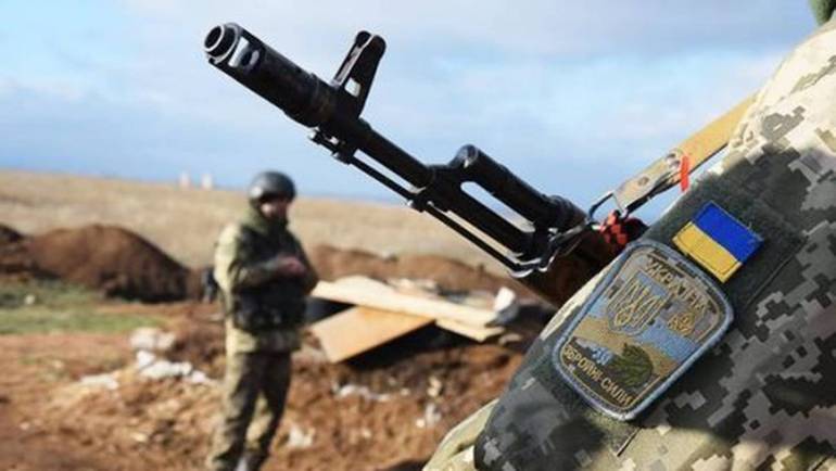 Доба в АТО: 45 обстрілів, троє поранених і один боєць загинув