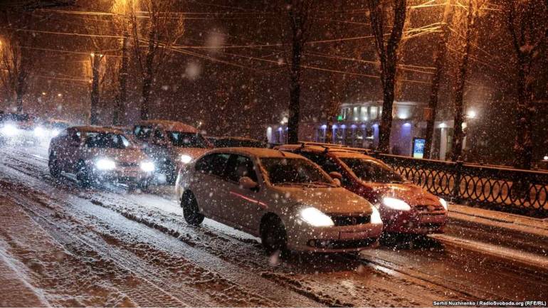 В Україні через негоду знеструмлено 188 населених пункти