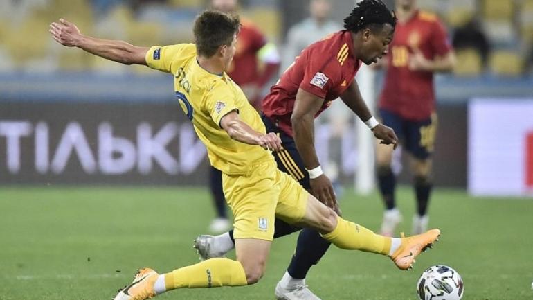 Українська збірна здобула історичну перемогу над Іспанією