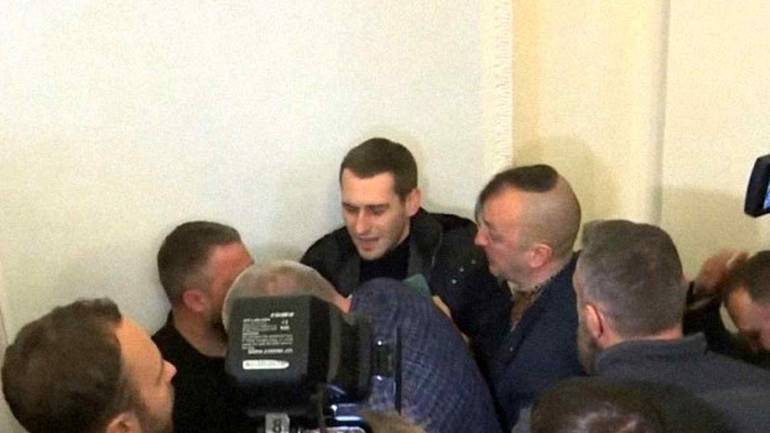 Екс-депутати від &laquo;Свободи&raquo; Леонов і Мірошниченко побилися зі &laquo;слугою народу&raquo; Богданцем (ВІДЕО)