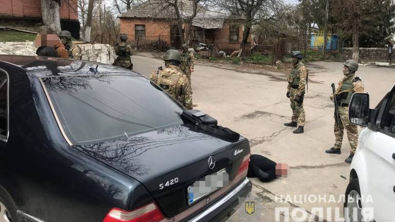 Бійці КОРДу затримали у Вінниці групу вимагачів