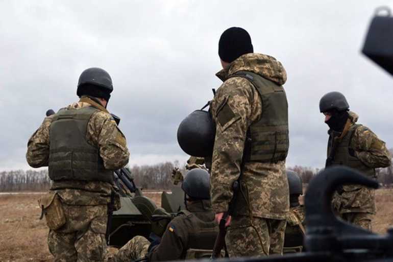 На Луганщині тривають гарячі бої: один військовий загинув, є поранені та травмовані 