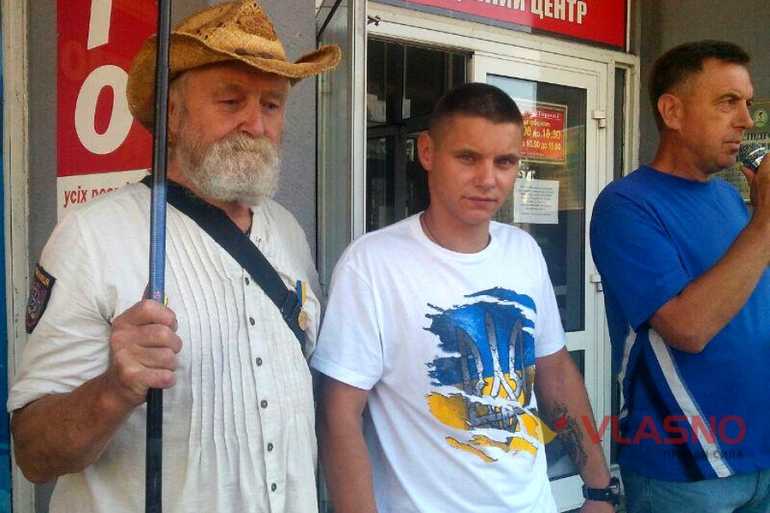 Тарас Бульба та Назар Крупка фото