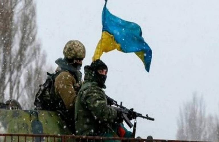 Ситуація в зоні АТО: автобус з мирними жителями потрапив під обстріл