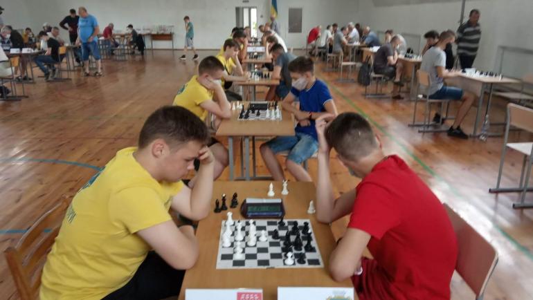 Шахова збірна Вінниці в запеклому протистоянні із хмельничанами виграла міжобласний турнір &laquo;Дністер&raquo;