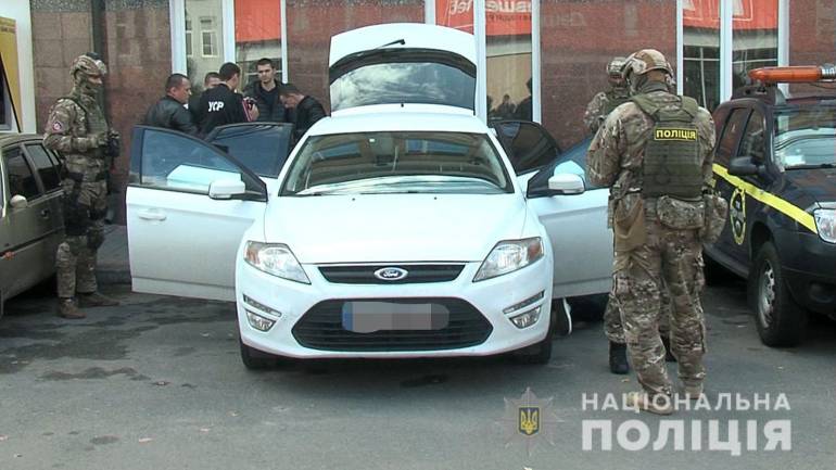 Вінницький міський суд взяв під варту 22-річного вимагача