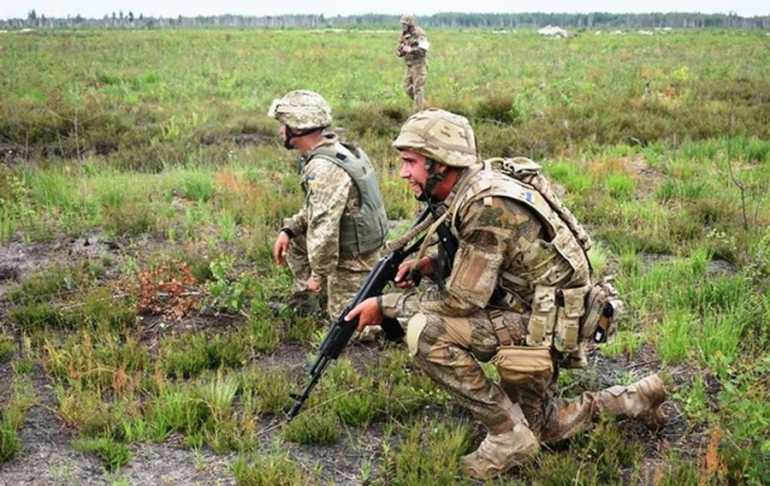 Доба в АТО: поранено два бійця, на Луганщині &mdash; тихо