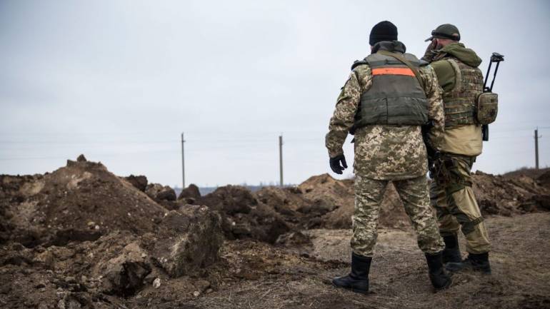 Доба на фронті: бойовики тричі атакували українські позиції