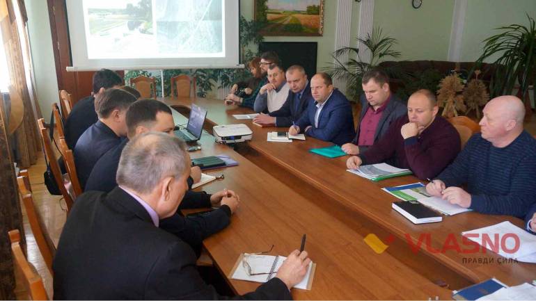 Дві тисячі зрізаних дерев та 250 мільйонів: на Вінниччині почистять Південний Буг