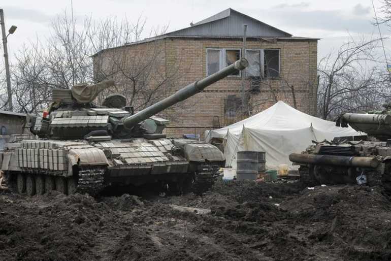По Авдіївці  ворог провів масований обстріл з танків