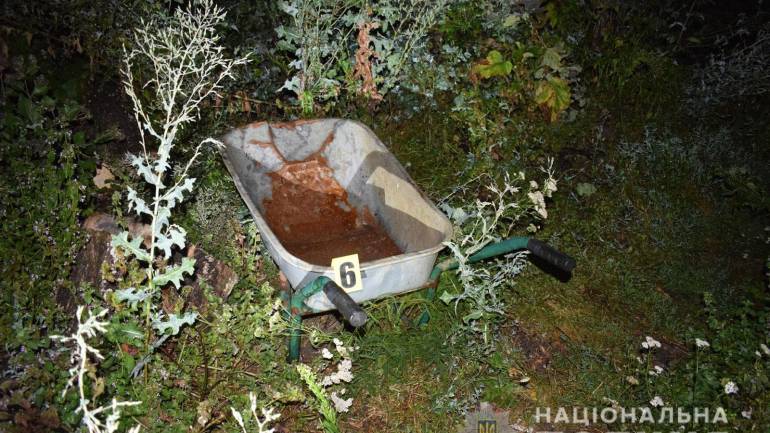 Чергове вбивство на Вінниччині: тіло вивезли на тачці та кинули у річку